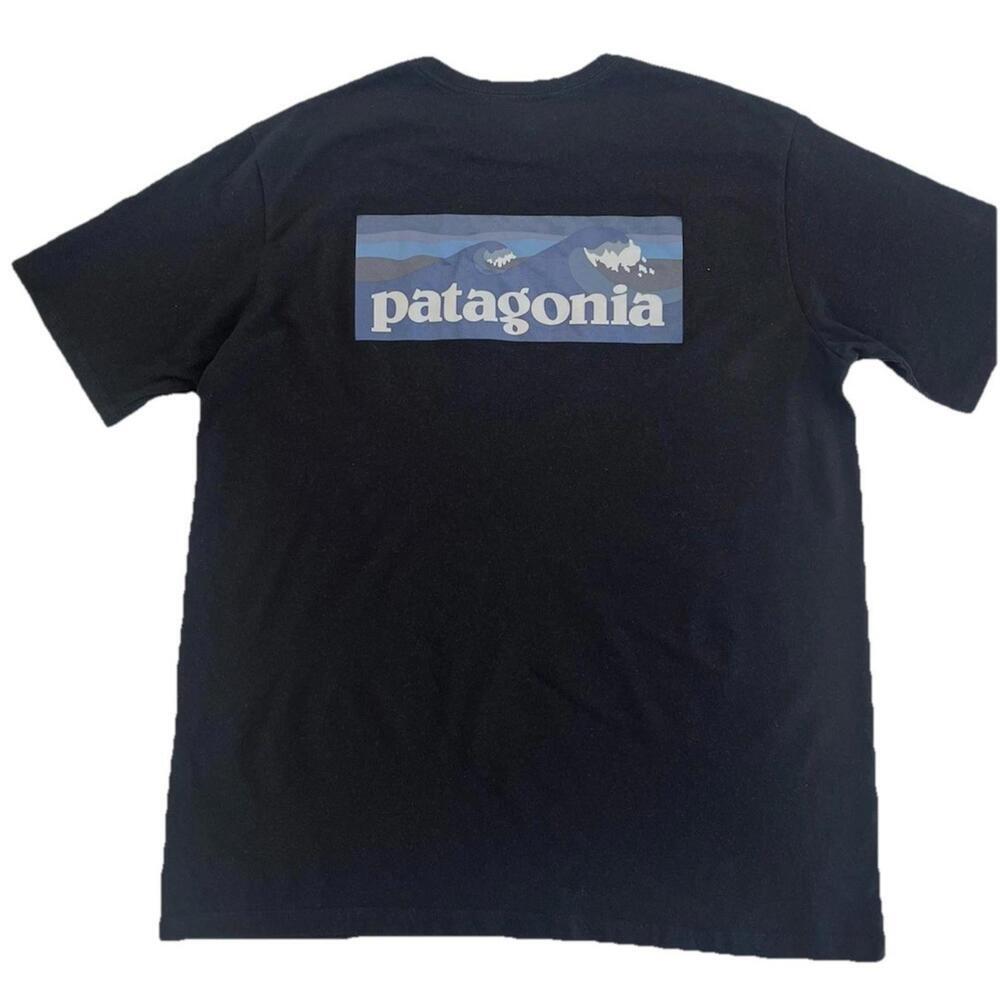 $45 Patagonia Boardshort Logo Pocket Responsibili-Tee Ink Black Medium 37655 - Picture 1 of 3